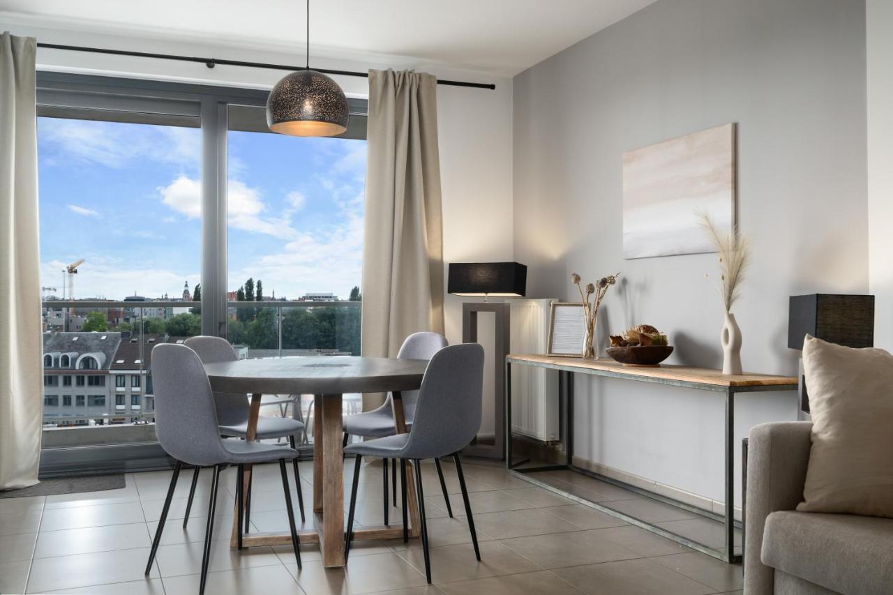 Shs Homes-Luxe Highrise, 2 Bedrooms, Kitchen, Free Parking, Stunning View, Large Tarrasse, Workspace Хасселт Экстерьер фото